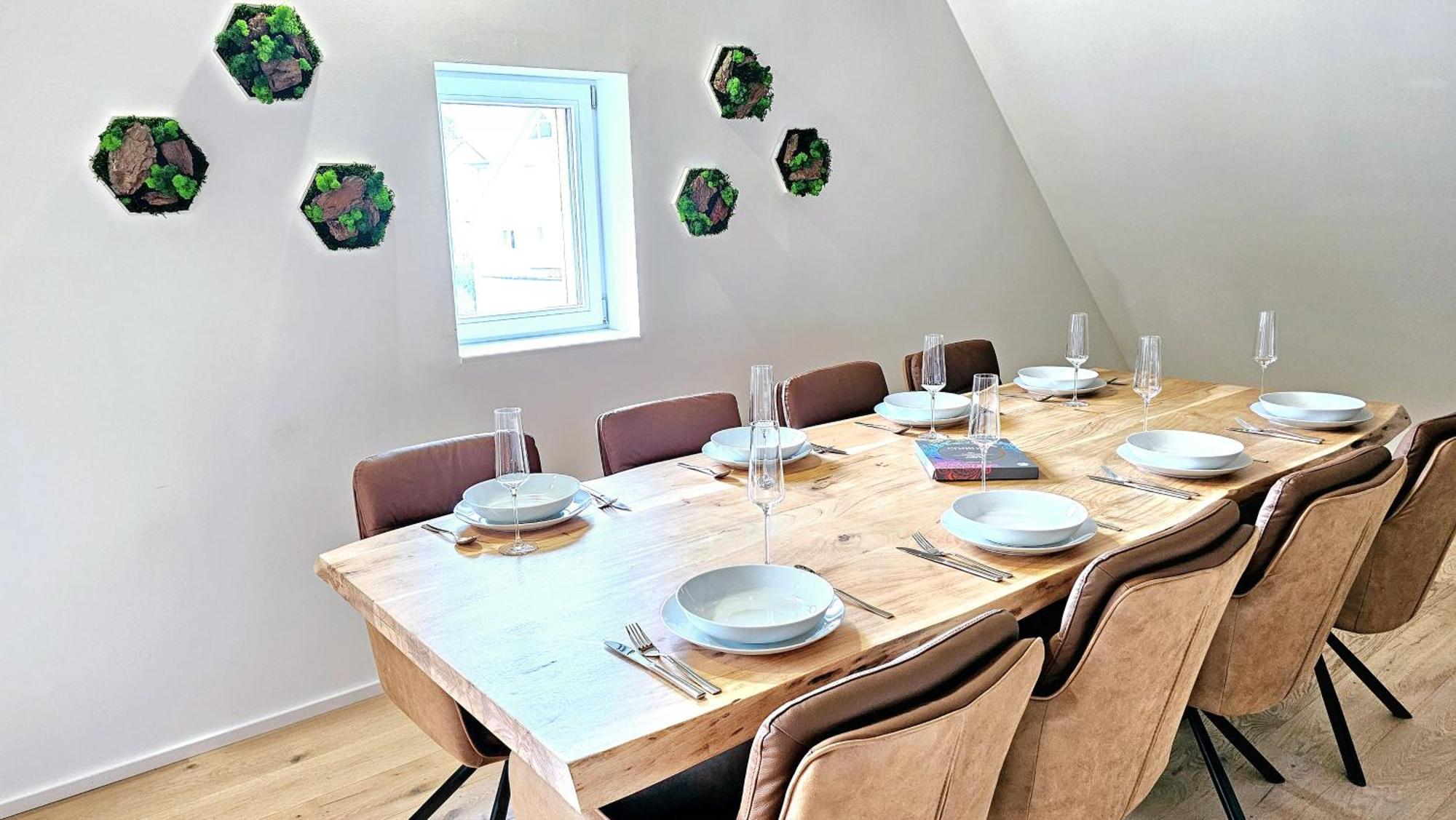 Wood World Luxury - Massage - Bergblick - Tranpolin- Parken Apartamento Markdorf Exterior foto