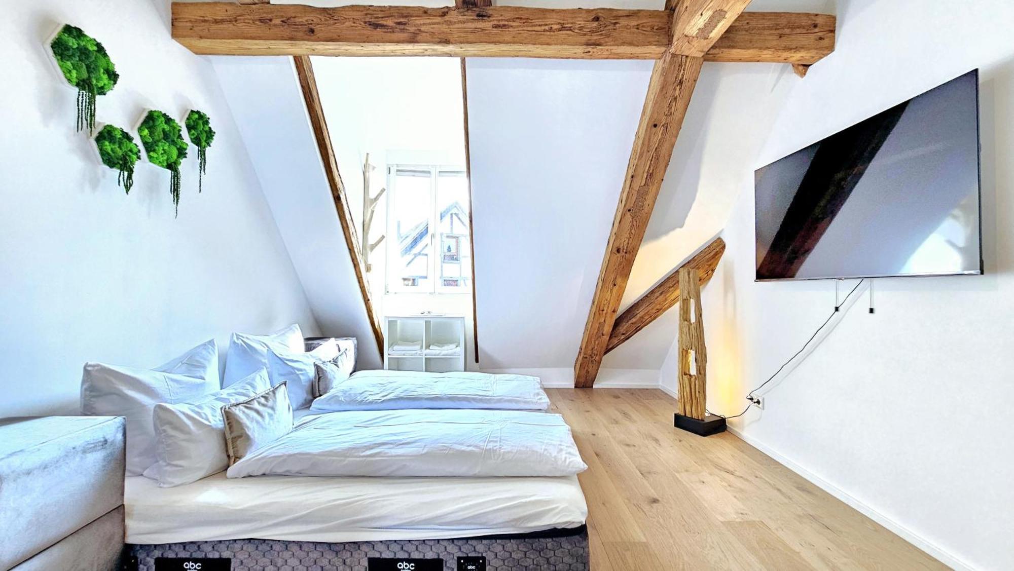Wood World Luxury - Massage - Bergblick - Tranpolin- Parken Apartamento Markdorf Exterior foto