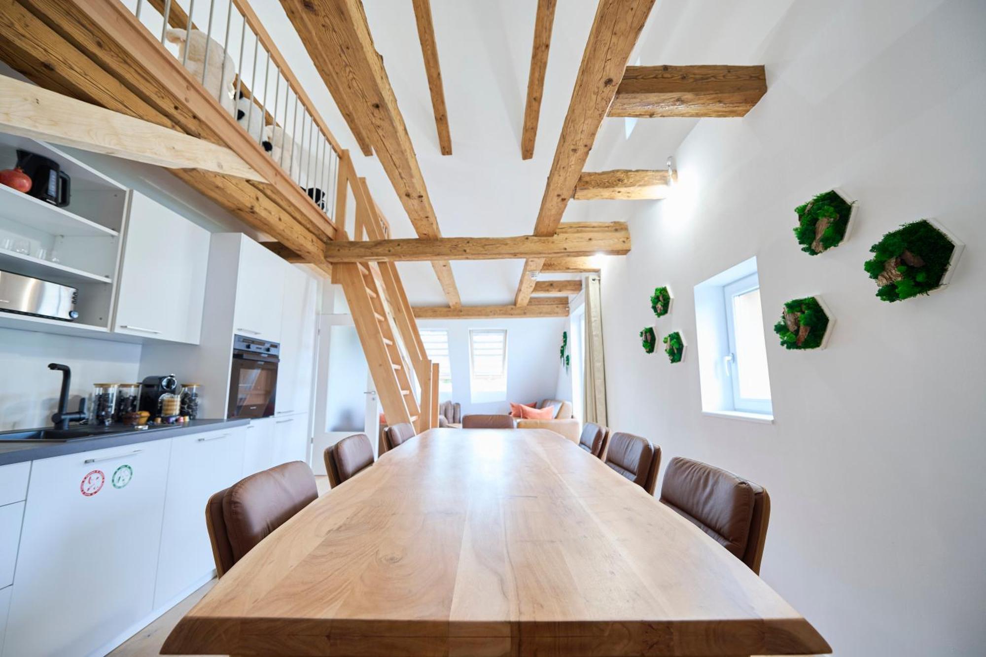 Wood World Luxury - Massage - Bergblick - Tranpolin- Parken Apartamento Markdorf Exterior foto