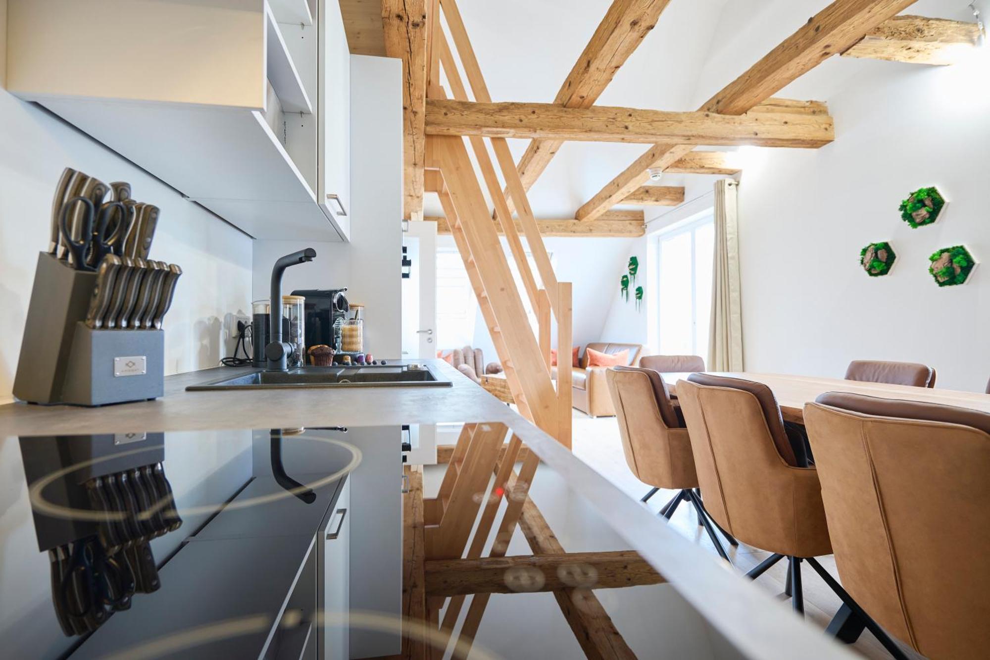 Wood World Luxury - Massage - Bergblick - Tranpolin- Parken Apartamento Markdorf Exterior foto